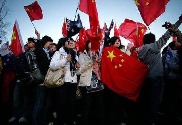 《大江大河3》:看懂杨巡为杨逦的低头,才明白他的圆滑